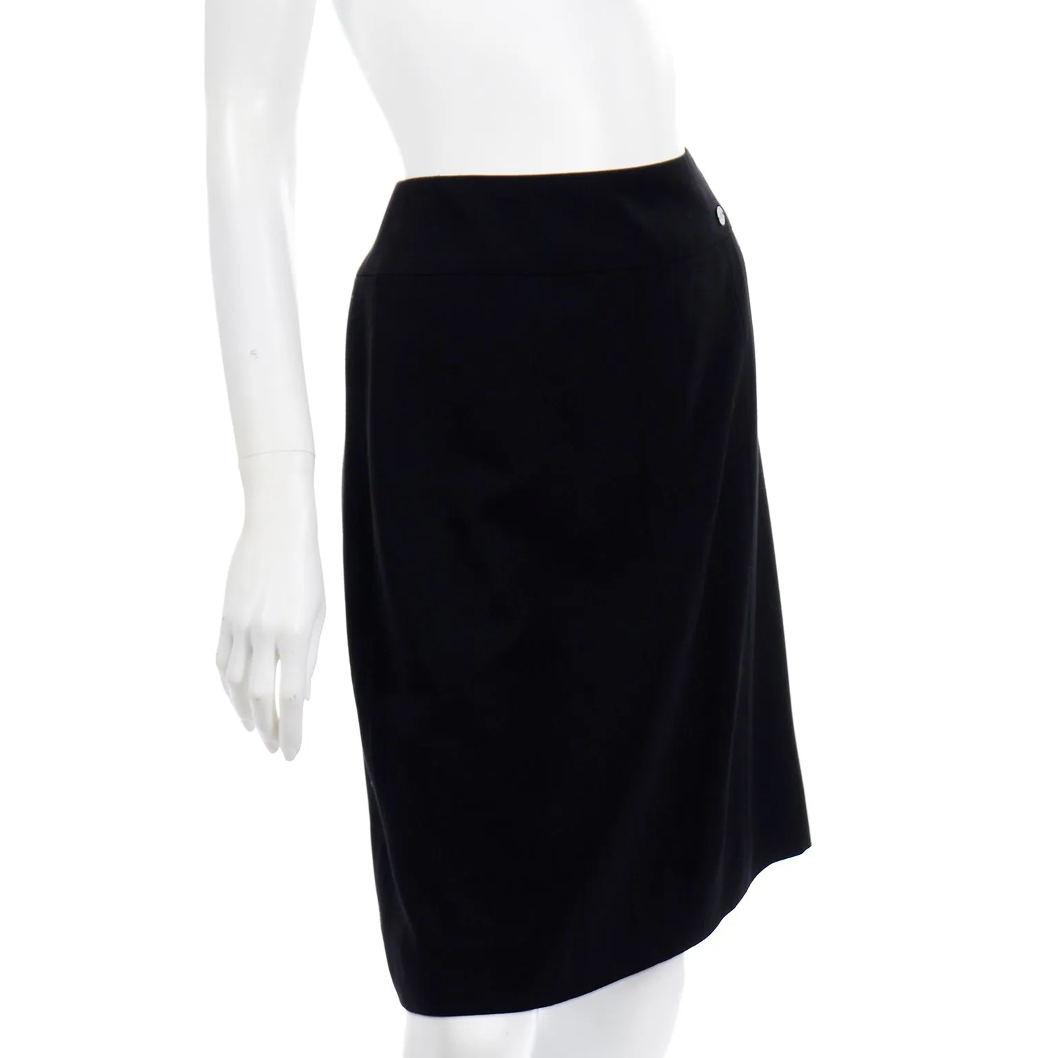 2001 Spring Summer Chanel Black Wool Skirt W CC Logo Monogram