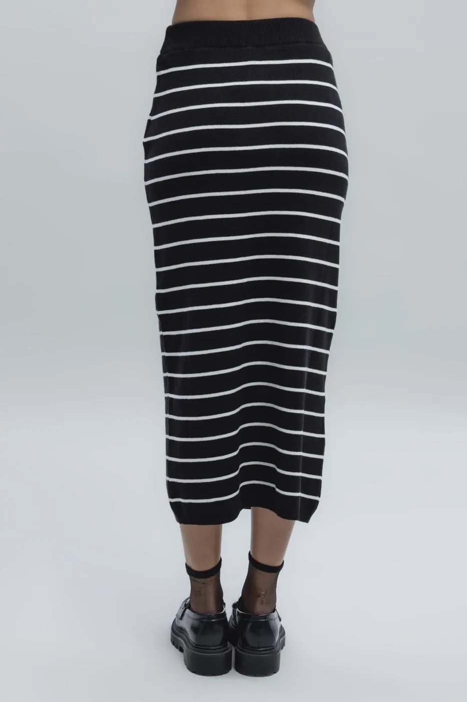 Black Striped Knitted Midi Pencil Skirt
