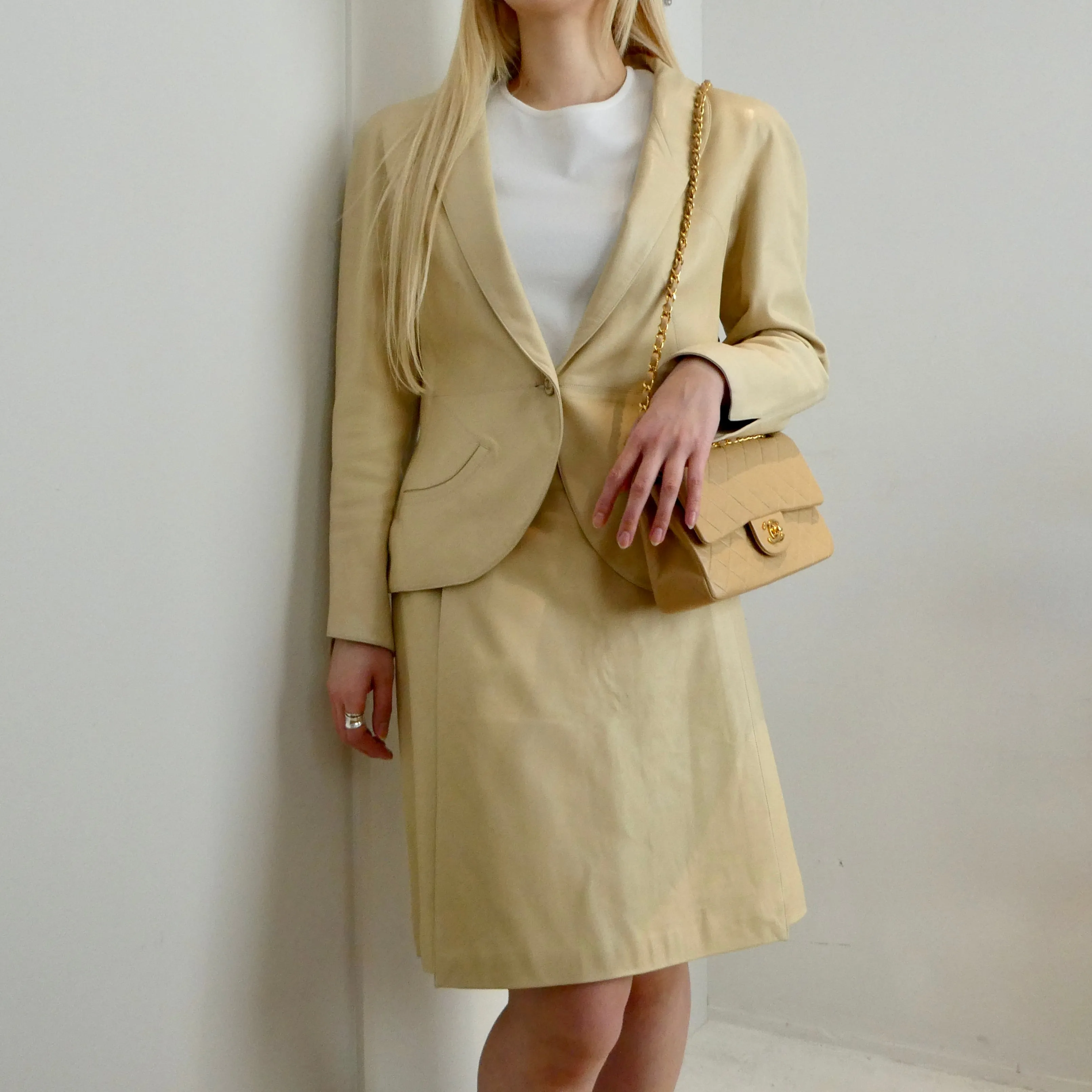 Chanel 2001 spring CC-buttons skirt leather suit #42