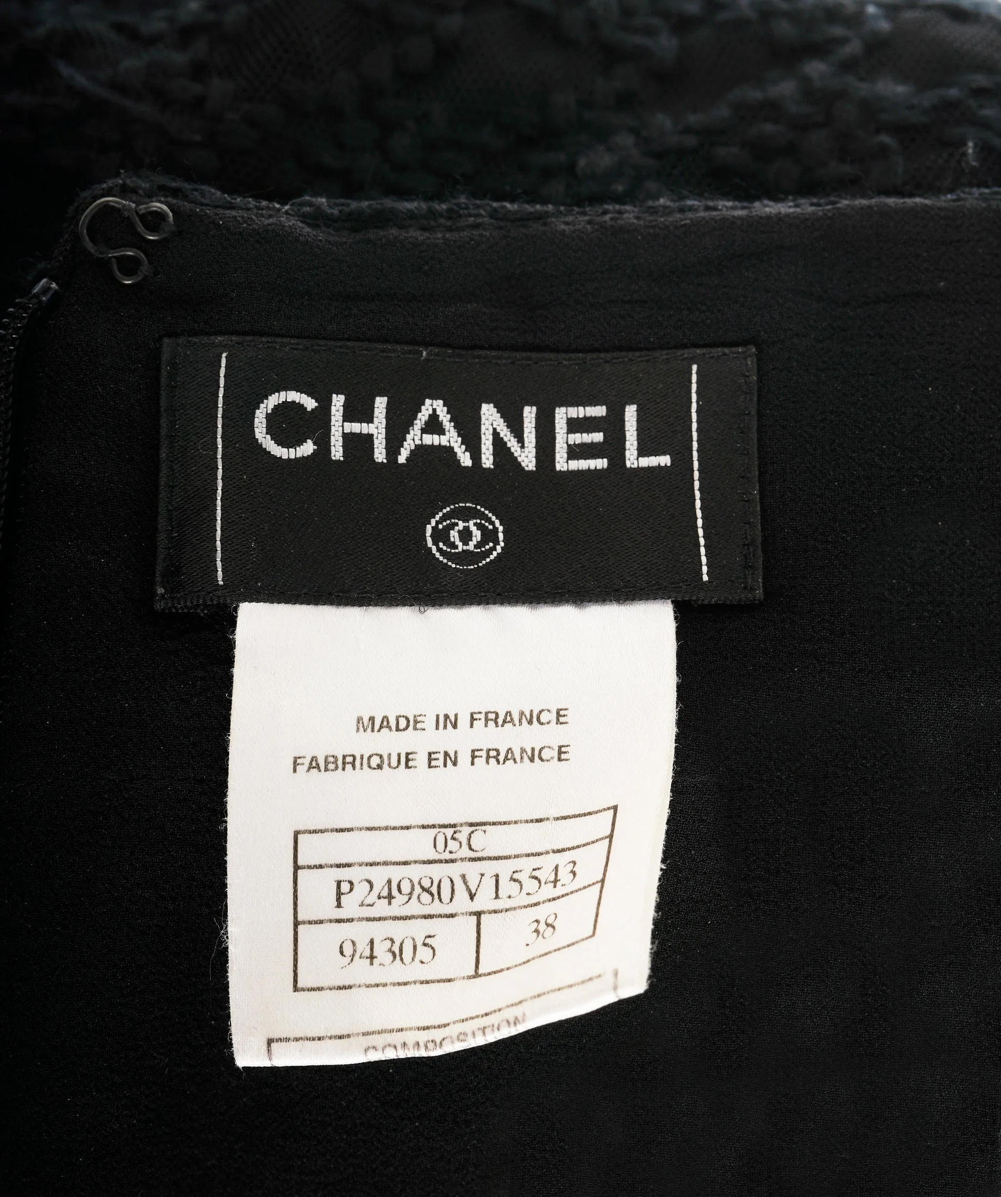 Chanel black lace skirt  AVL1447
