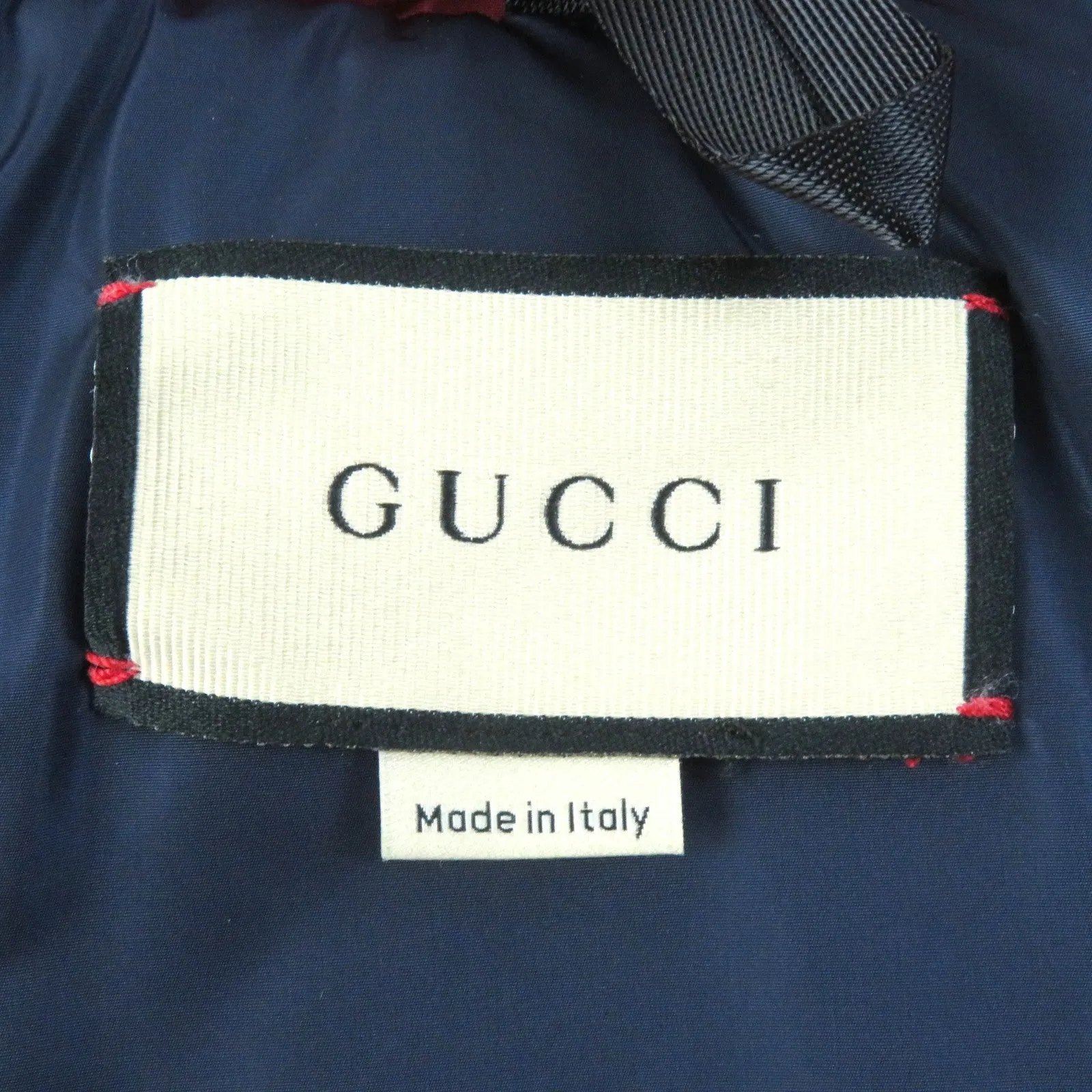 GUCCI 663279 Main: 100% nylon, Filling: 100% polyester, Part: 100% polyester, Lining: 100% nylon Bordeaux Beige type PARACHUTE NYLON PADDED GG Women 38 Used
