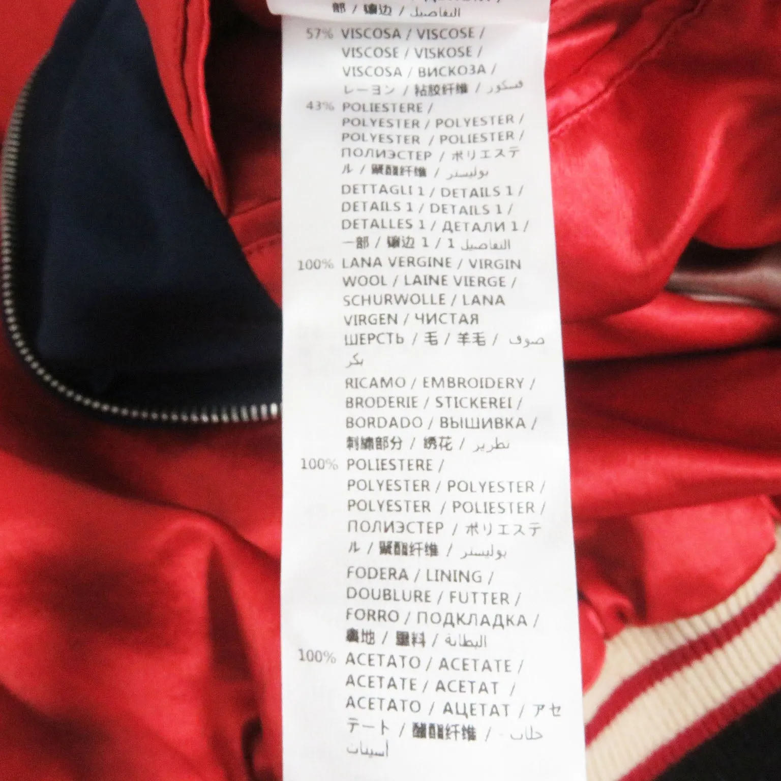 GUCCI Stajan 575315 Main: 100% acetate, part: 57% rayon, part: 43% polyester, part: 100% wool, decoration: 100% acetate, embroidery: 100% polyester Blue x red mens 44 Used