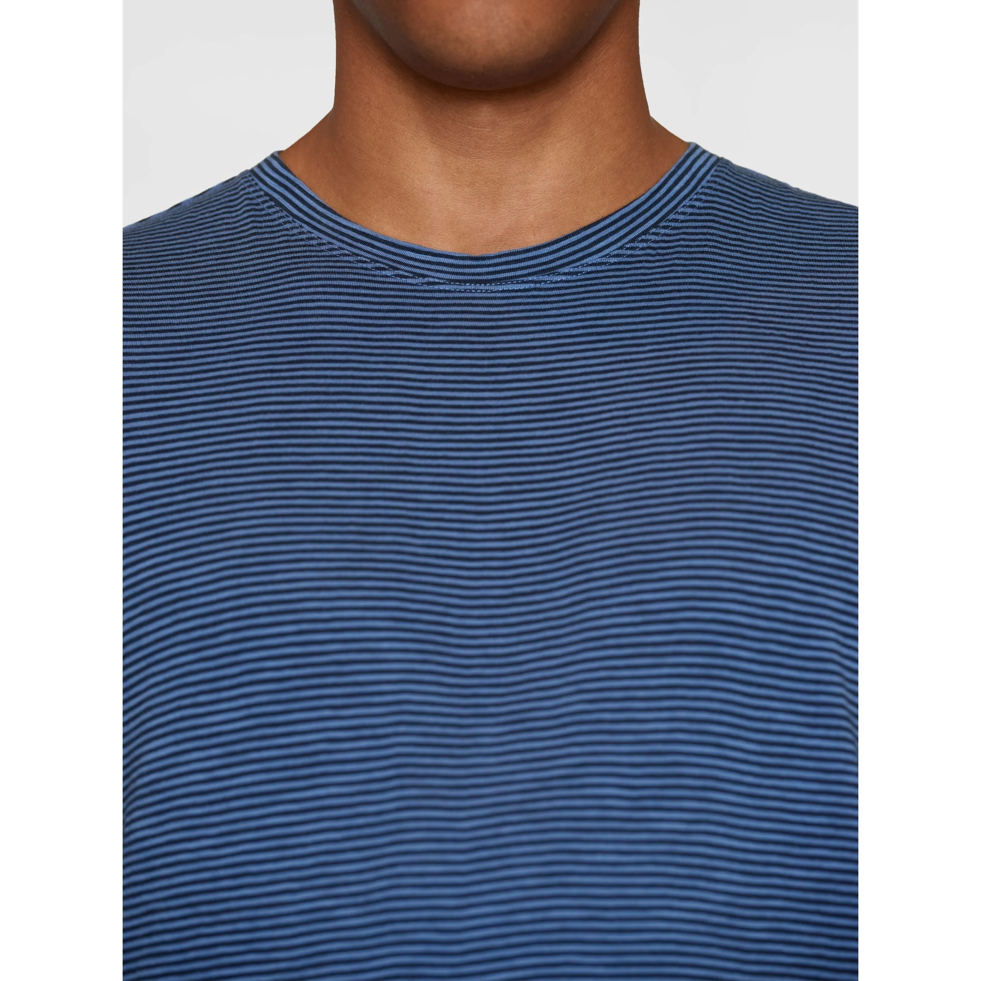Narrow Striped Slub T-Shirt Made Of Organic Cotton